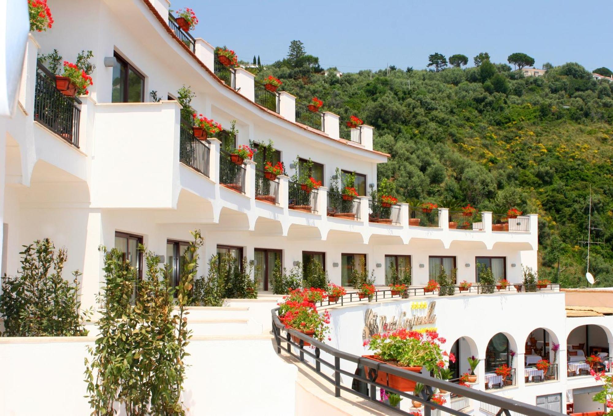 Punta Campanella Resort & Spa Massa Lubrense Bagian luar foto