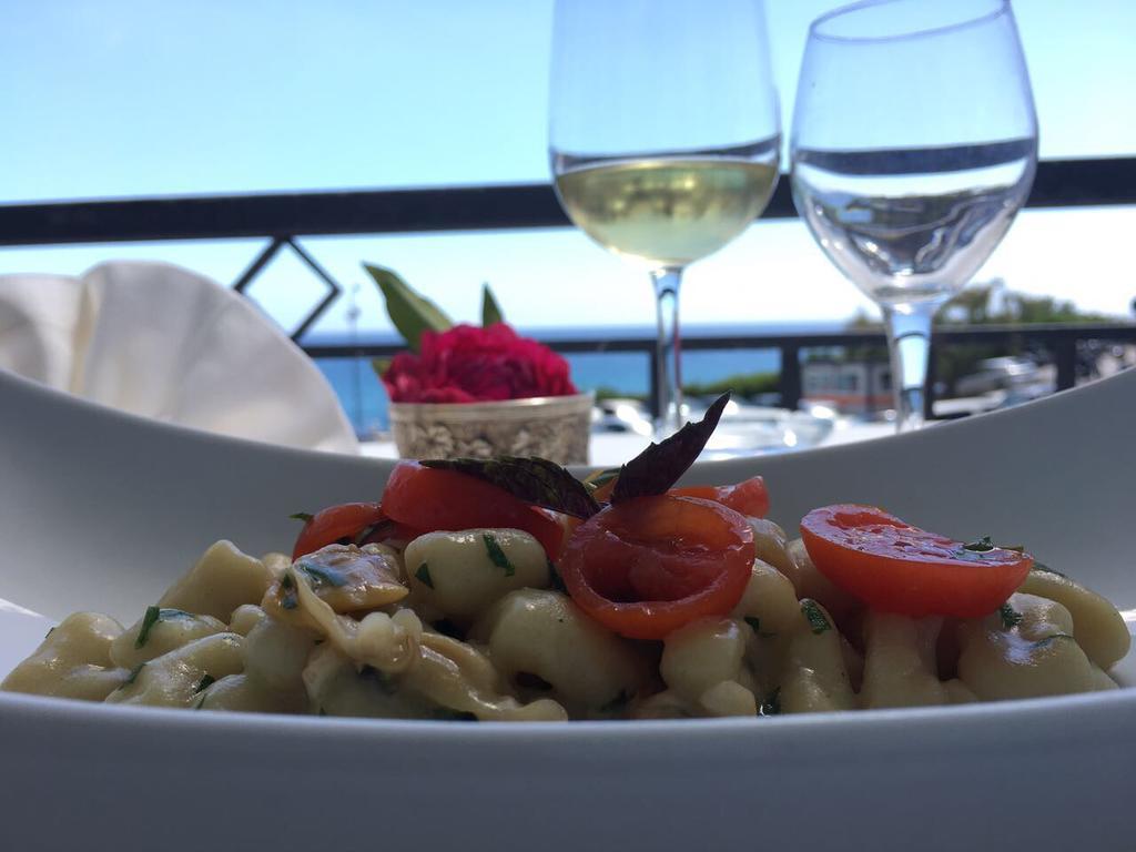 Punta Campanella Resort & Spa Massa Lubrense Bagian luar foto